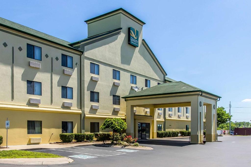 Quality Inn & Suites La Vergne Main image 1